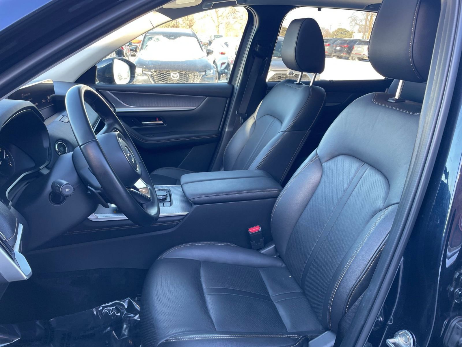 Used 2025 MAZDA CX-90 3.3 Turbo w/ Preferred Package AWD/4WD image 27