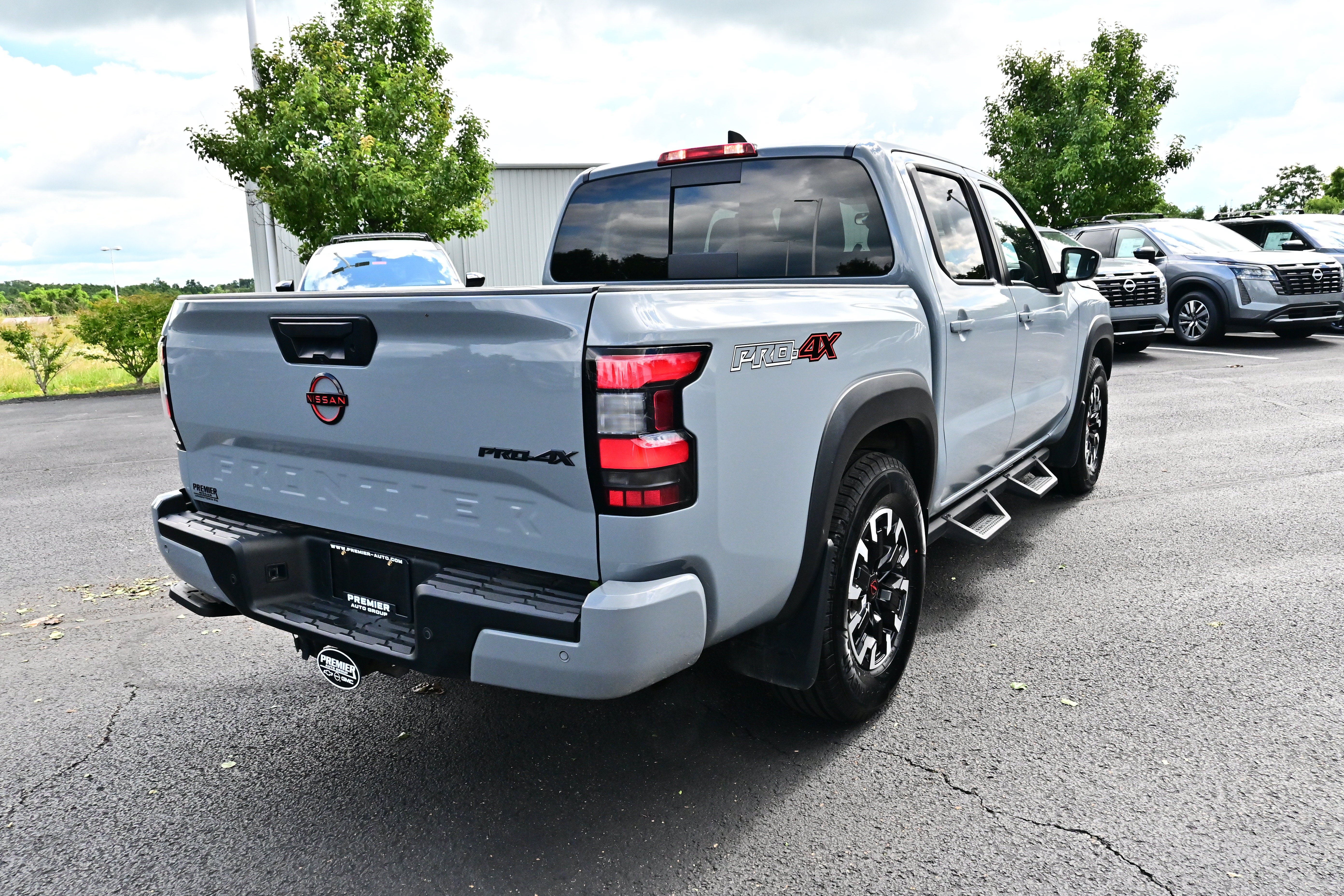 Certified 2024 Nissan Frontier PRO-4X w/ Technology Package AWD/4WD image 6