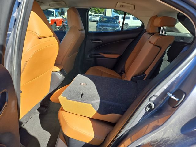 Used 2021 Lexus UX 250h AWD/4WD image 31