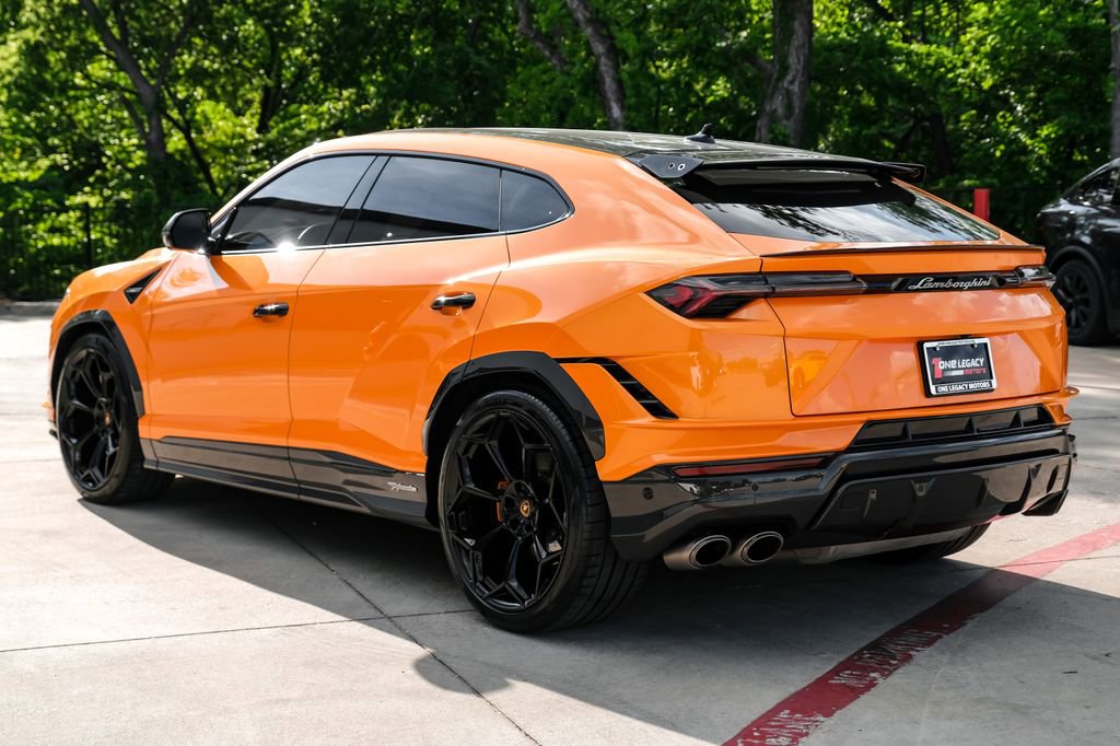 Used 2023 Lamborghini Urus Performante image 8