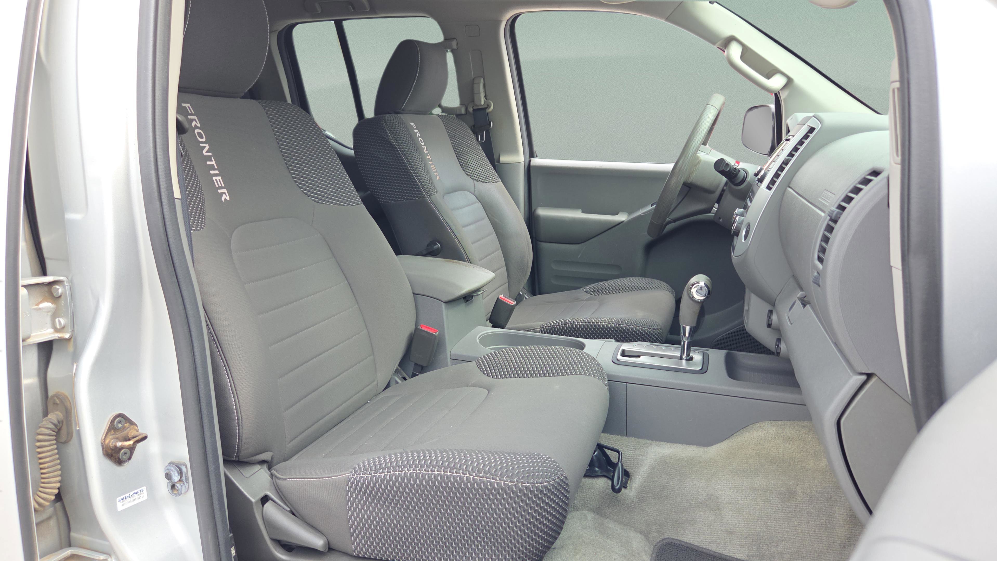 Used 2015 Nissan Frontier Desert Runner RWD image 15