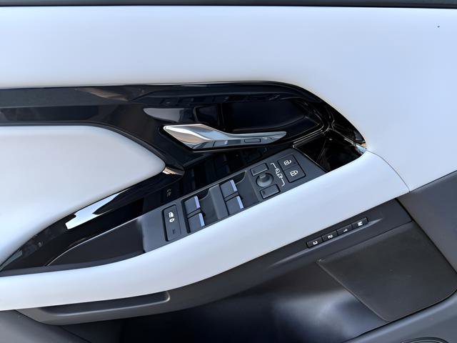 New 2026 Land Rover Range Rover Evoque S image 16