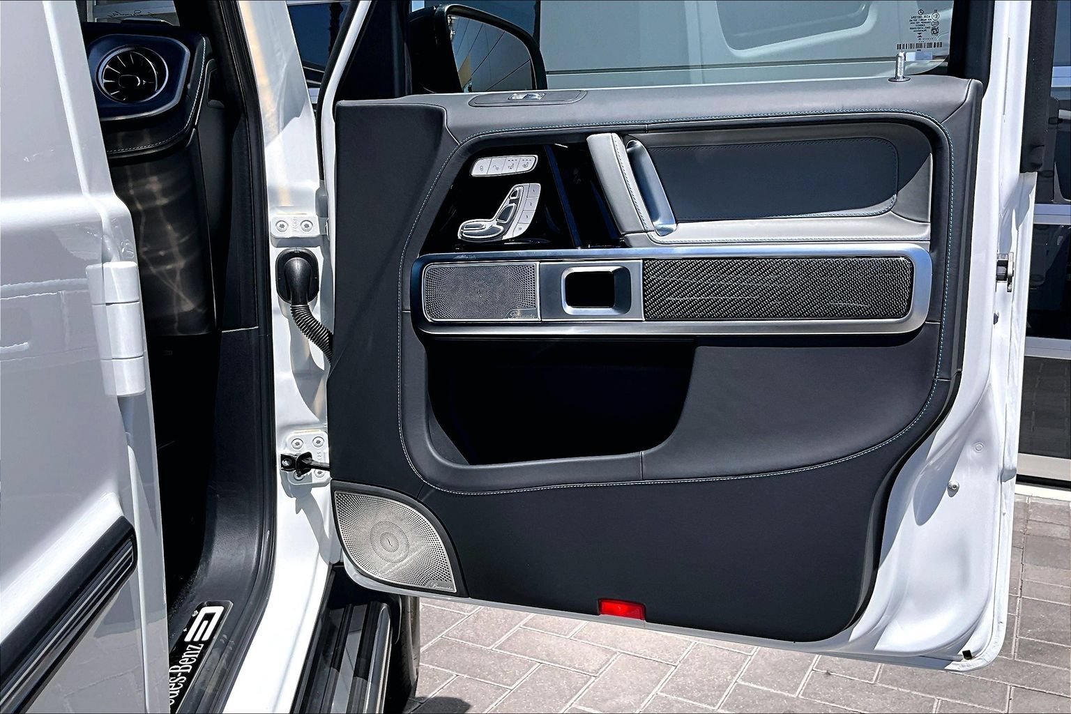 Used 2025 Mercedes-Benz G 580 w/ EQ Technology image 24