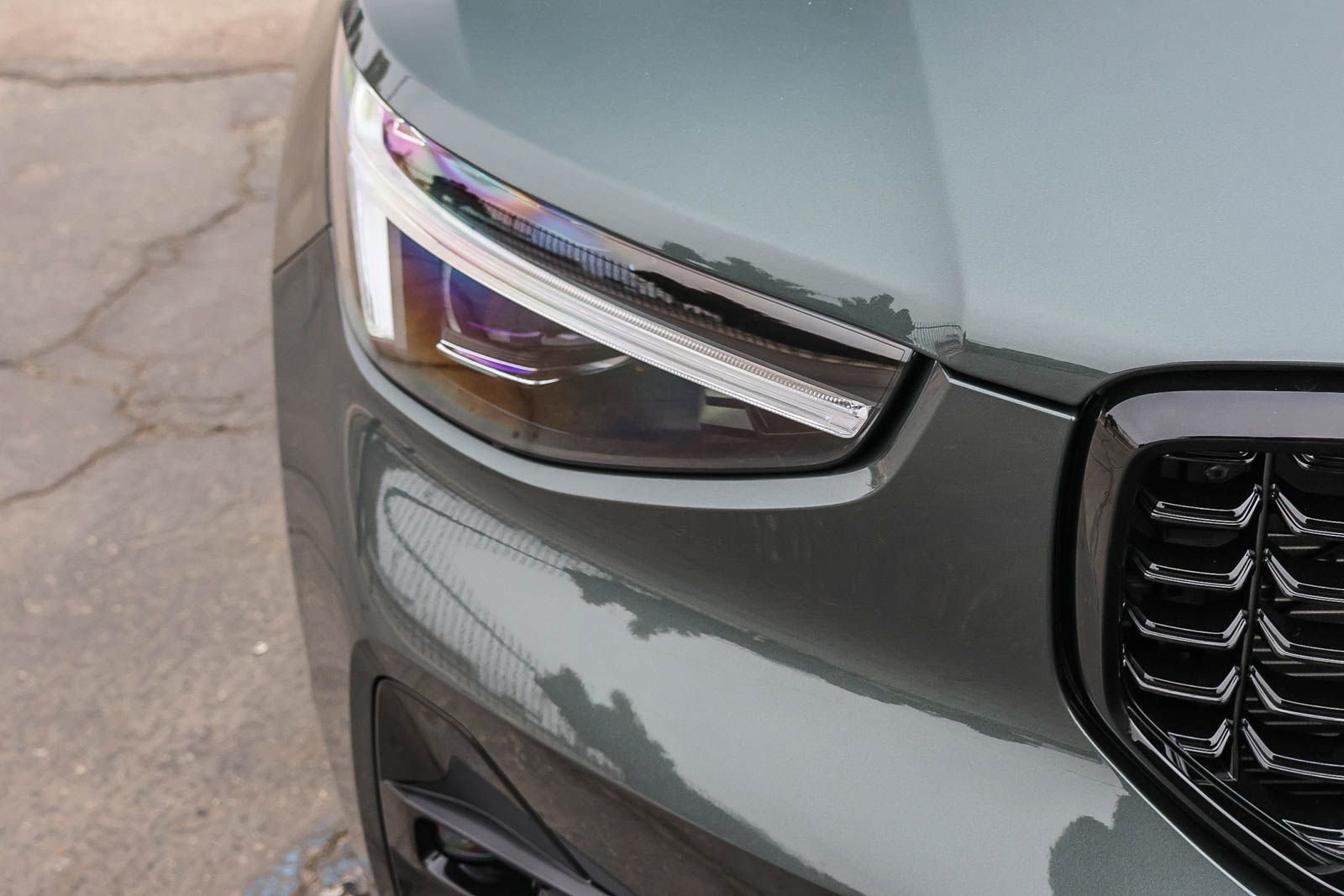 New 2026 Volvo XC40 B5 Plus w/ Protection Package Premier image 16