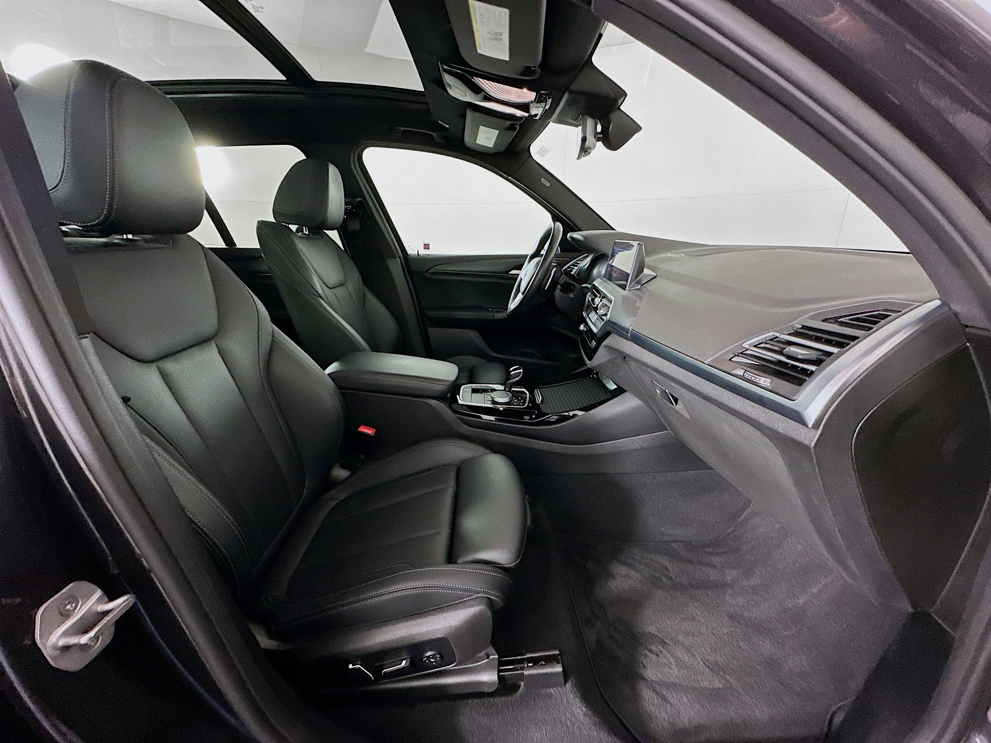 Used 2024 BMW X3 sDrive30i image 33