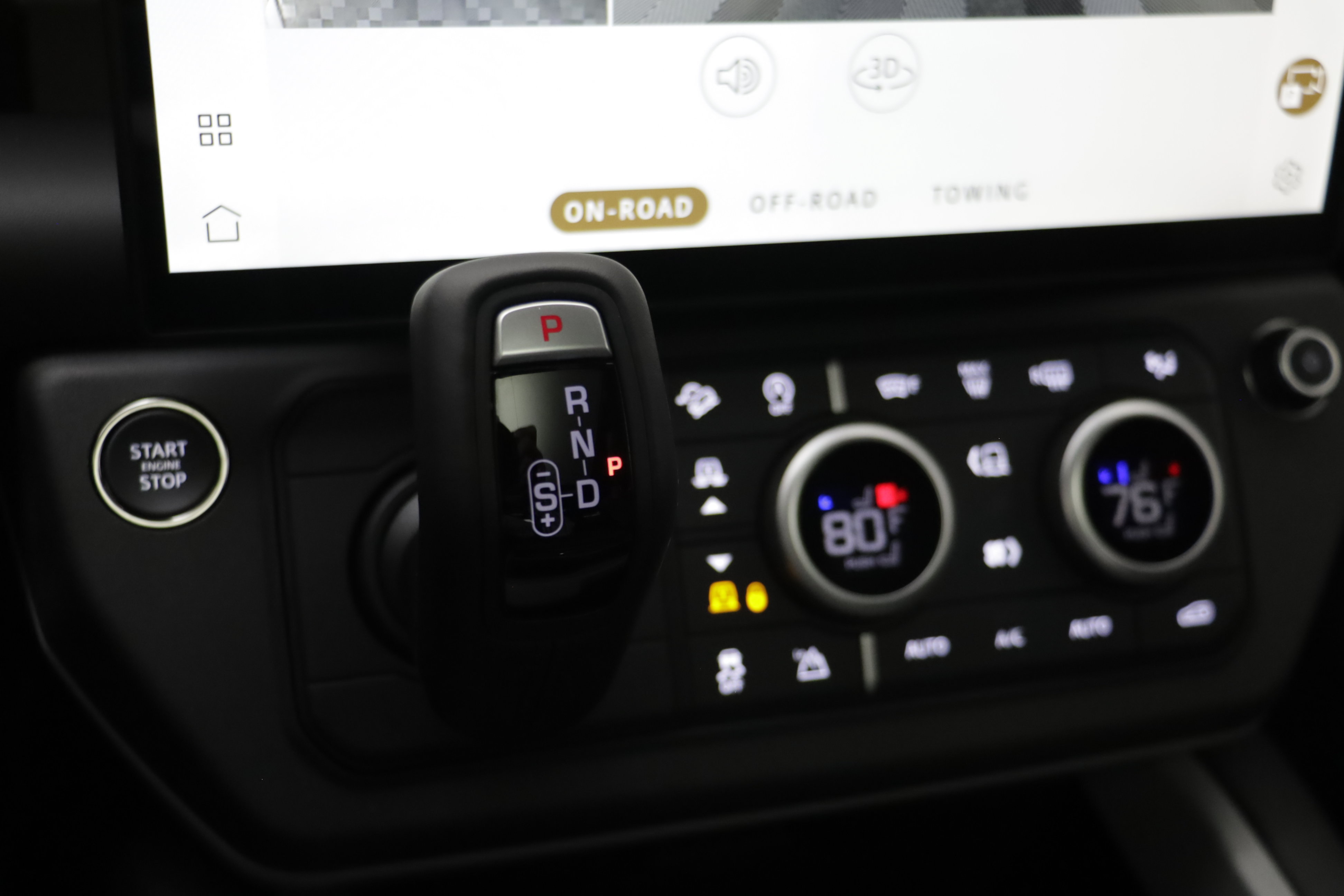 New 2026 Land Rover Defender 130 V8 AWD/4WD image 14