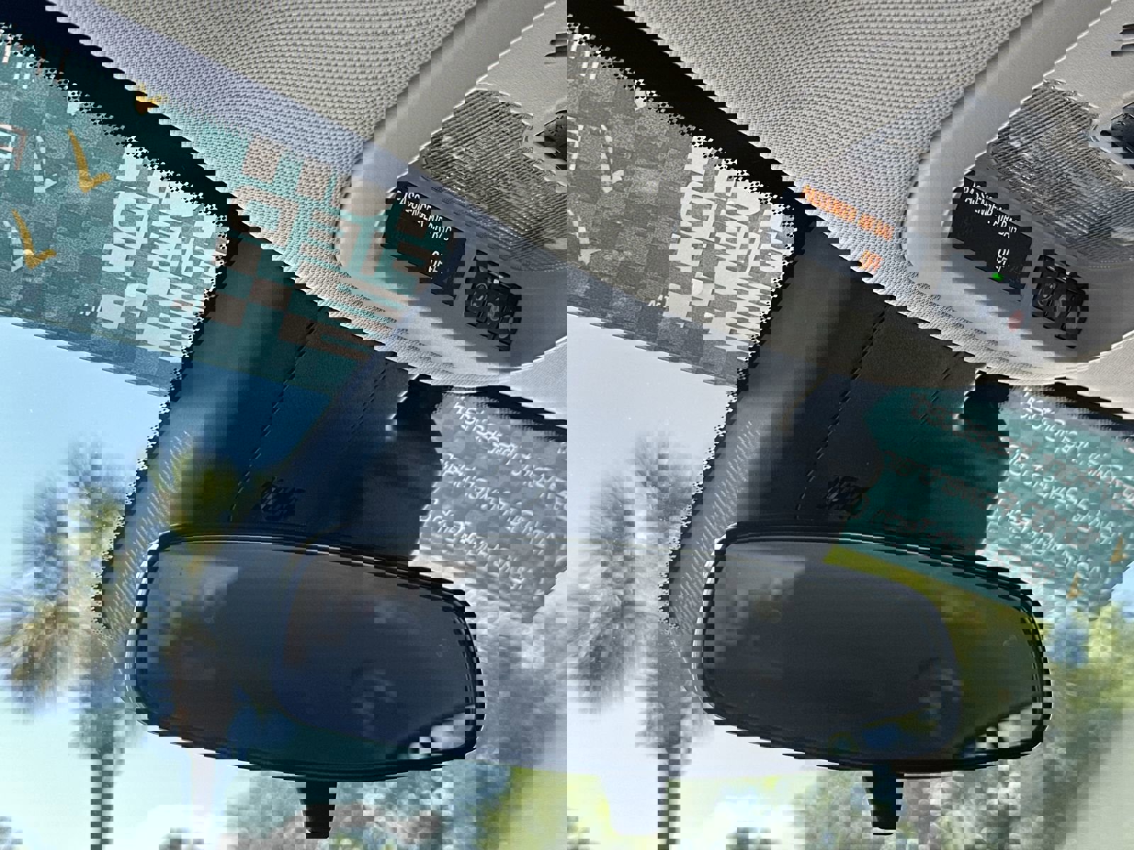 Used 2025 Chevrolet Trax LT w/ LT Convenience Package image 29