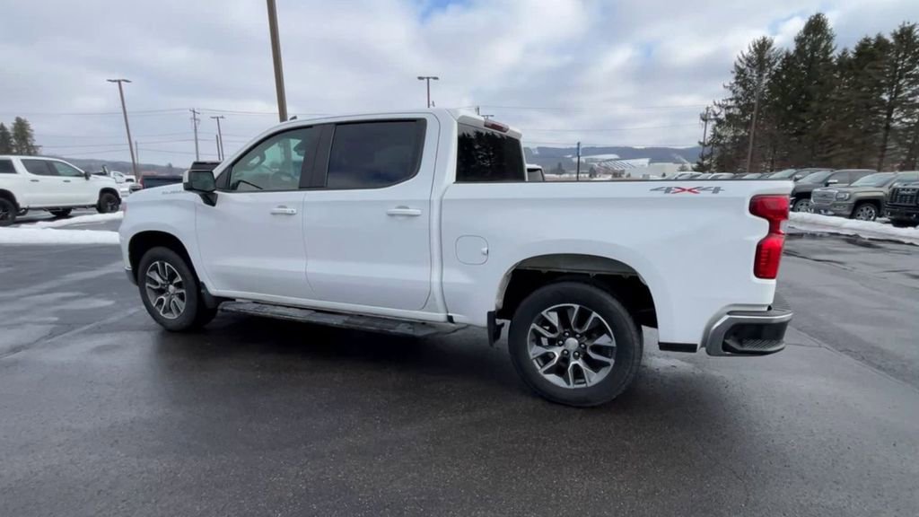 Used 2022 Chevrolet Silverado 1500 LT image 6