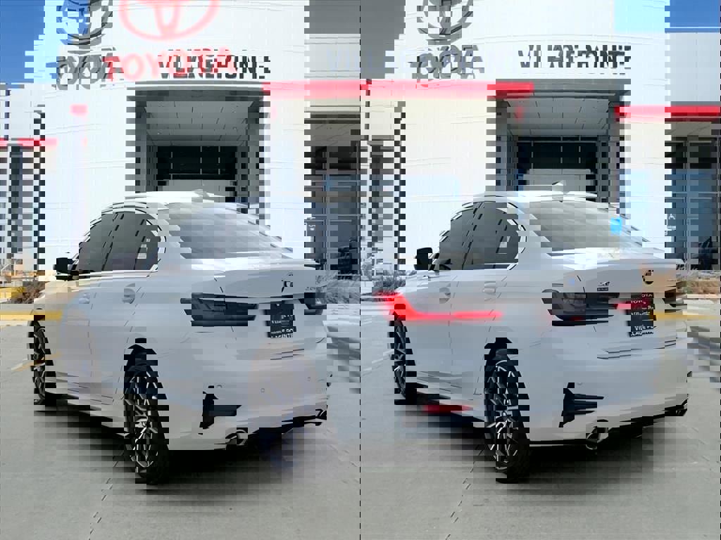 Used 2021 BMW 330i xDrive Sedan w/ Premium Package image 3