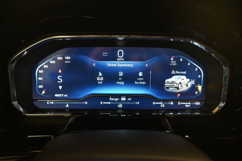 Used 2023 Chevrolet Silverado 1500 High Country w/ Technology Package image 25