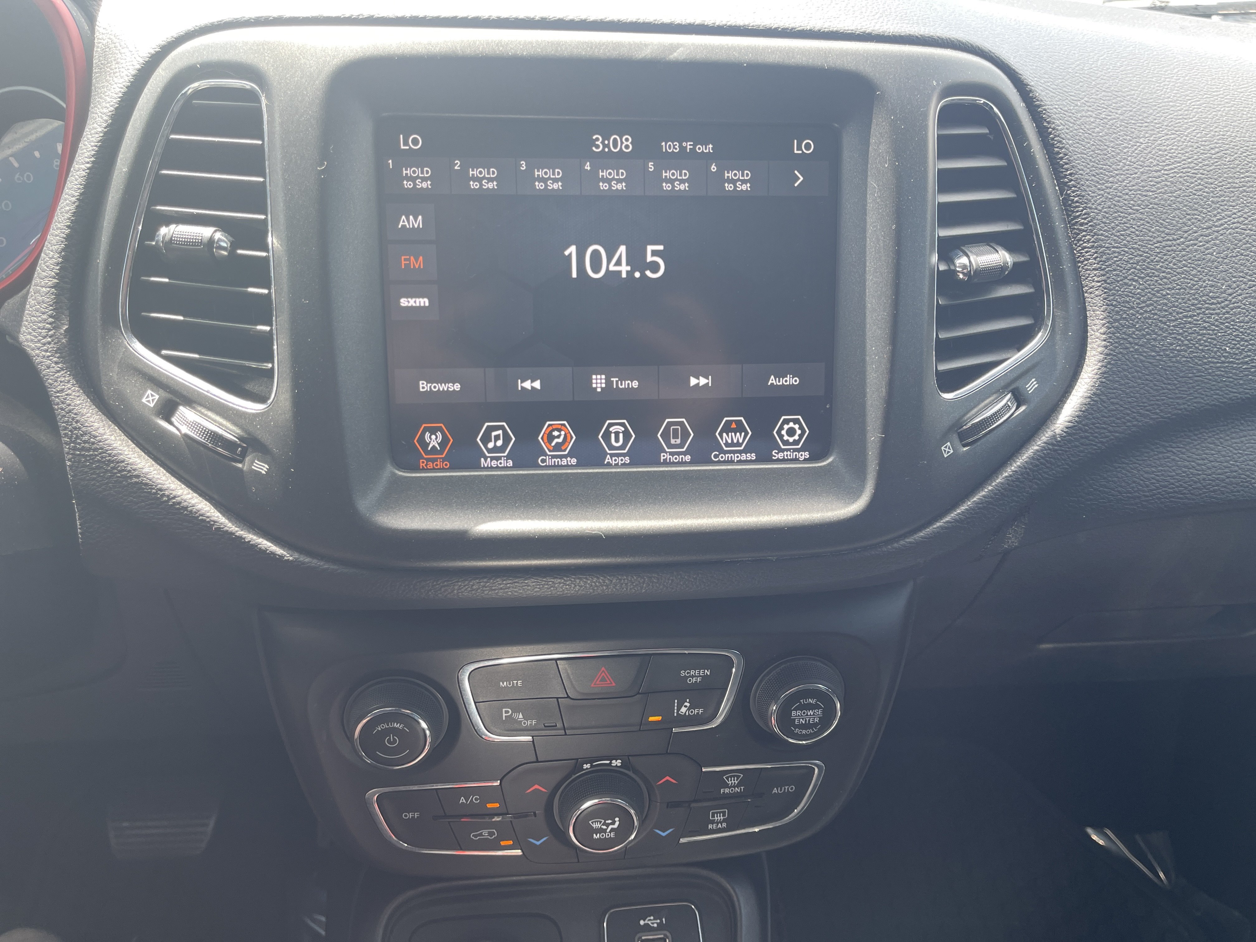 Used 2021 Jeep Compass Trailhawk AWD/4WD image 22