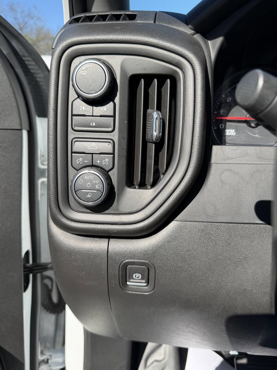 Used 2022 Chevrolet Silverado 2500 W/T w/ WT Fleet Convenience Package image 30