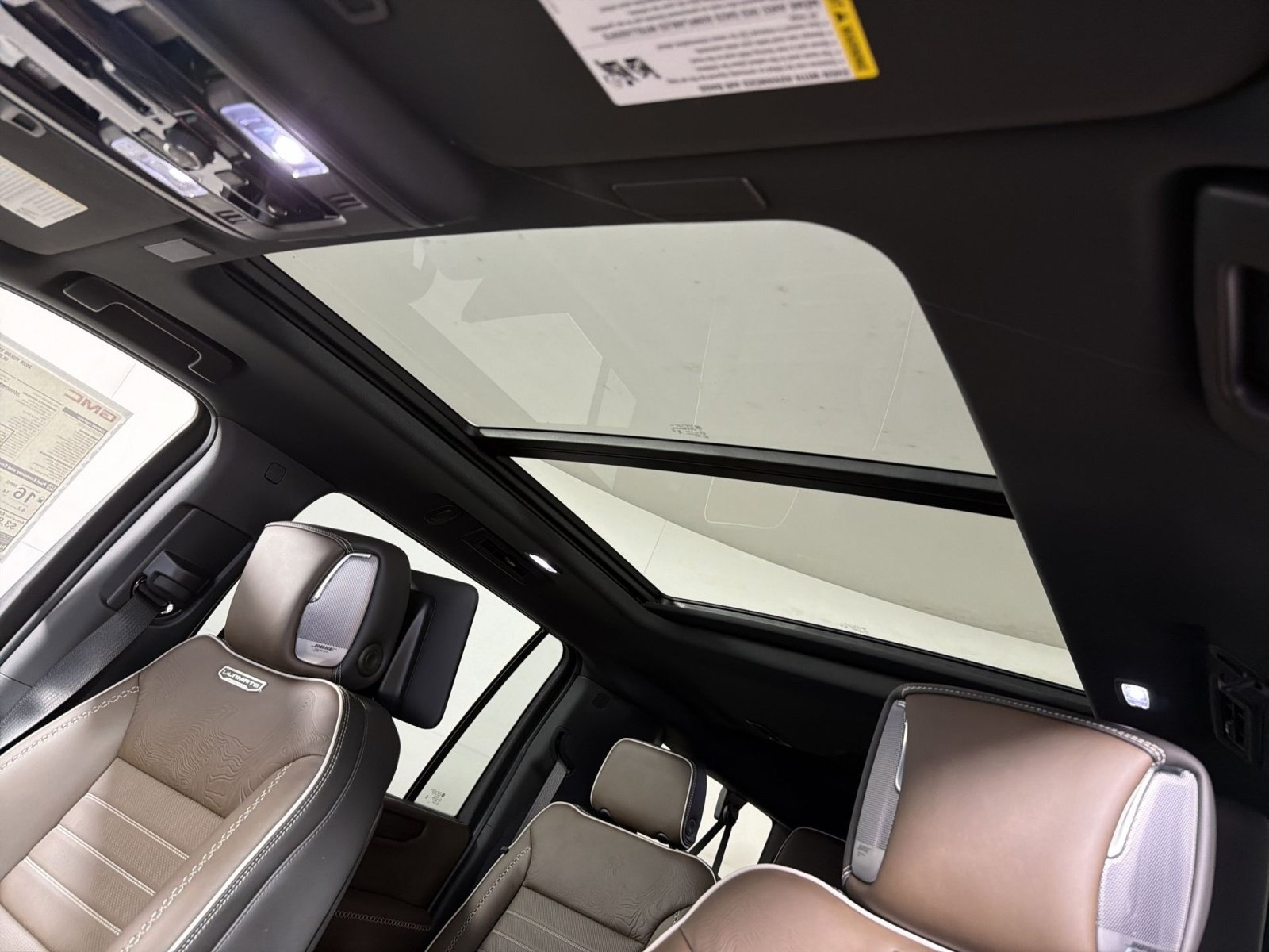 New 2026 GMC Yukon XL Denali Ultimate AWD/4WD image 24