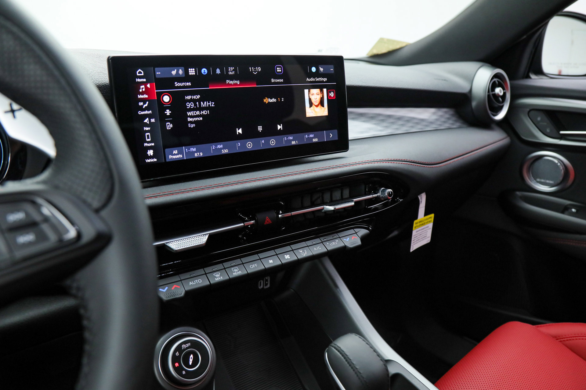 New 2026 Alfa Romeo Tonale Veloce w/ Quick Order Package 23H Volce image 21