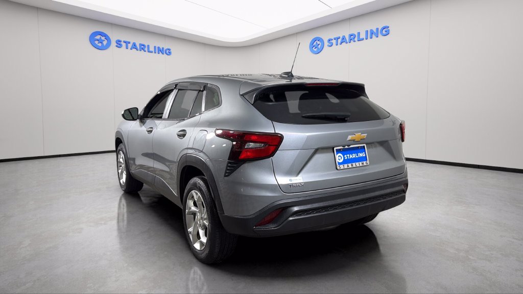 Certified 2024 Chevrolet Trax LS w/ LS Convenience Package FWD image 6