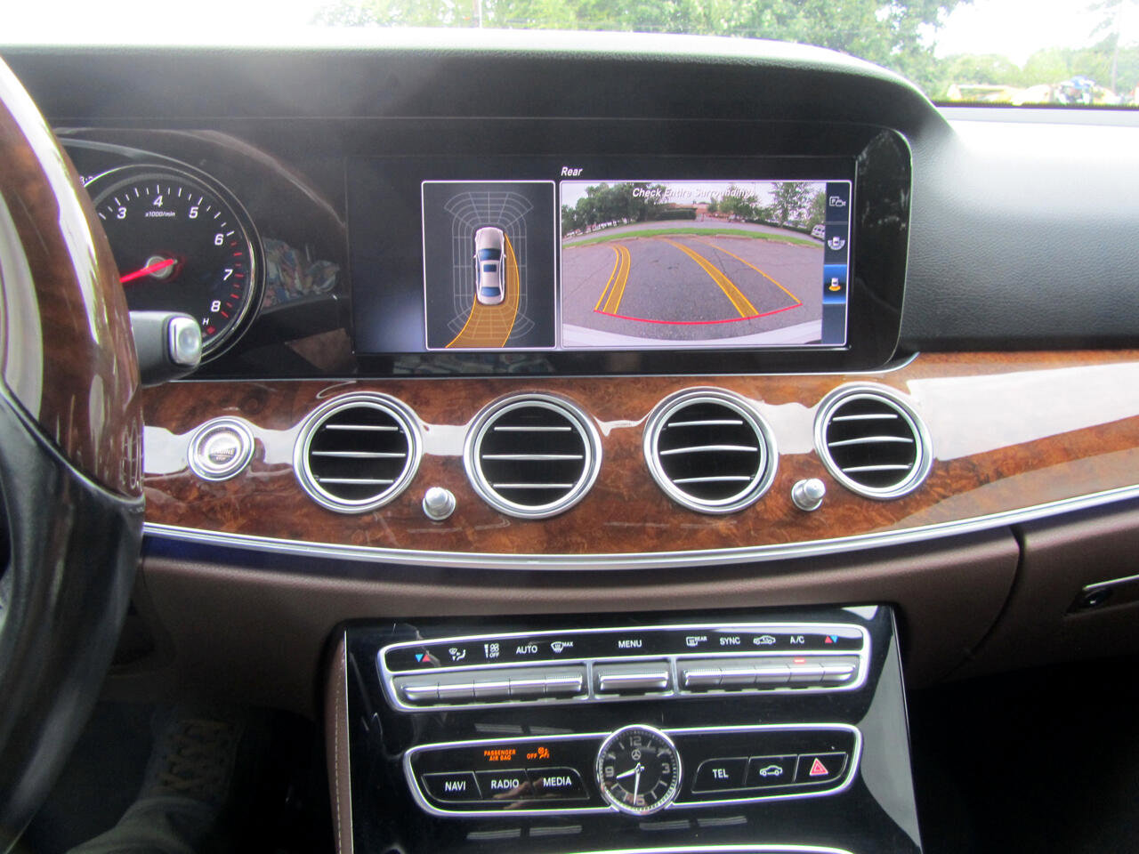 Used 2017 Mercedes-Benz E 300 image 16