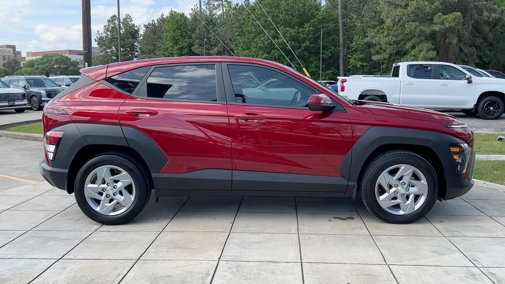 Certified 2025 Hyundai Kona SE image 15