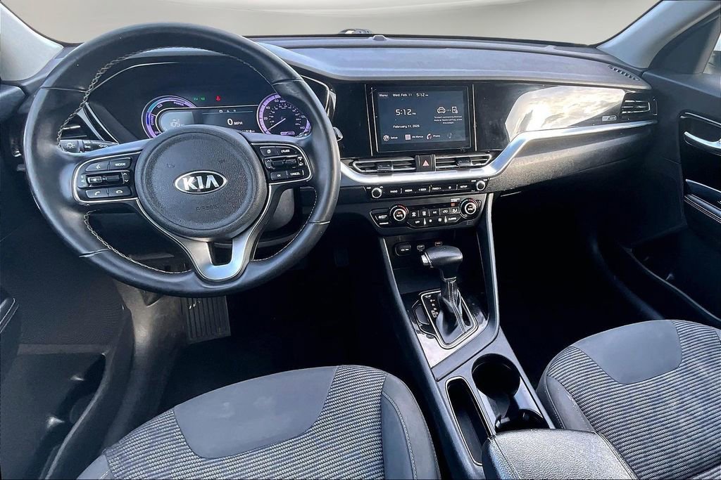 Used 2021 Kia Niro LXS image 8
