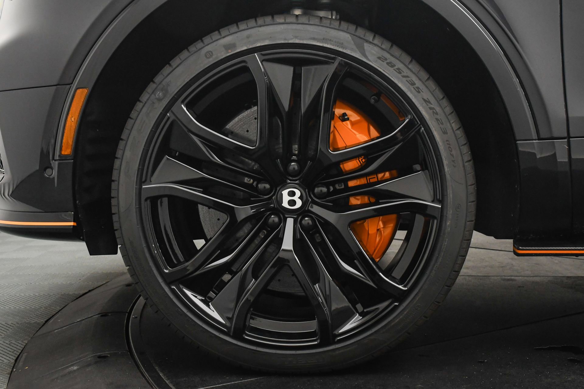 New 2026 Bentley Bentayga Speed AWD/4WD image 6