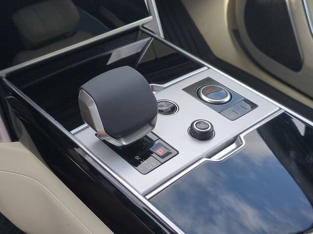New 2027 Land Rover Range Rover Long Wheelbase Autobiography AWD/4WD image 9