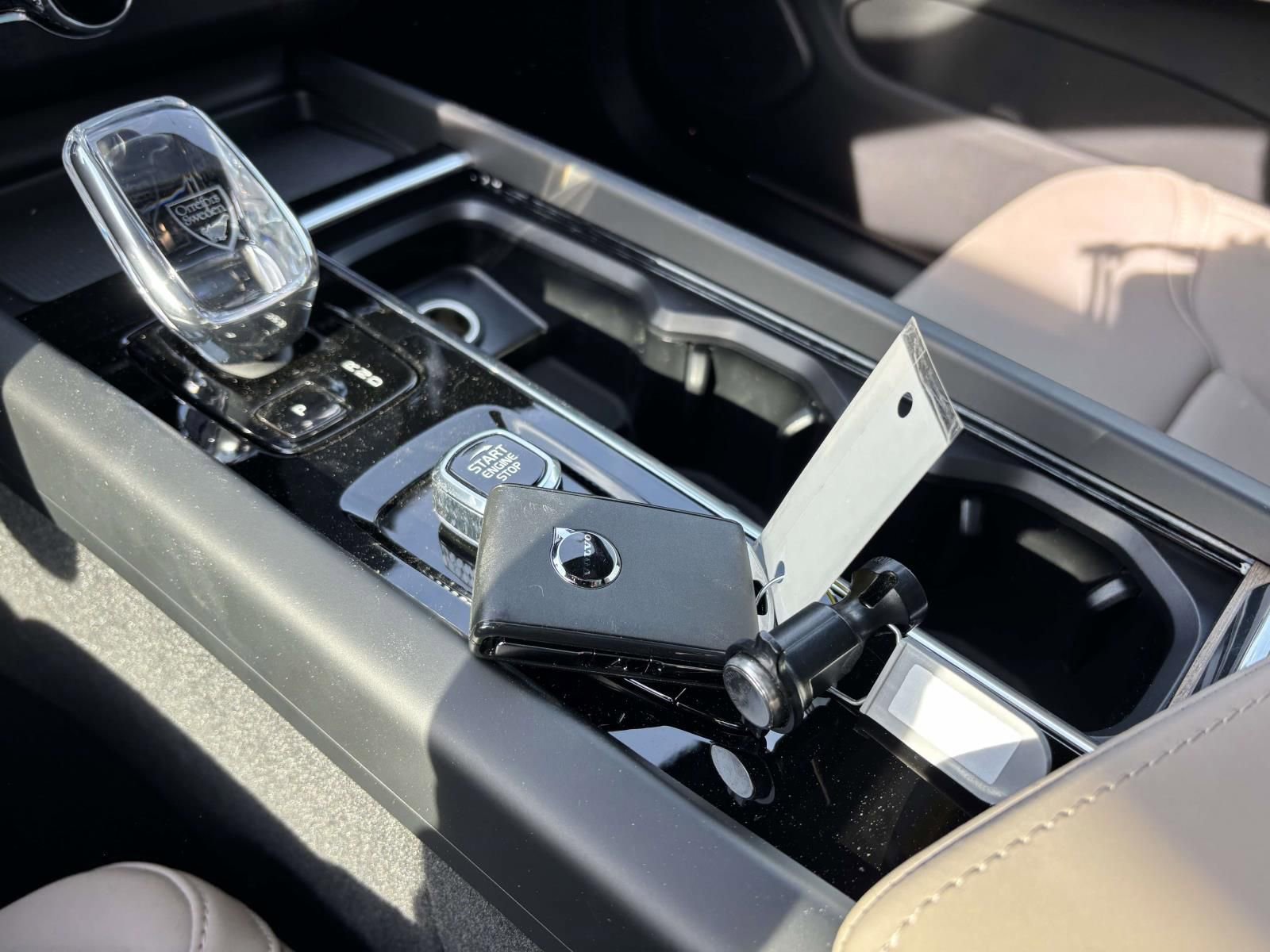 New 2026 Volvo XC60 B5 Plus w/ Protection Package Premier image 31