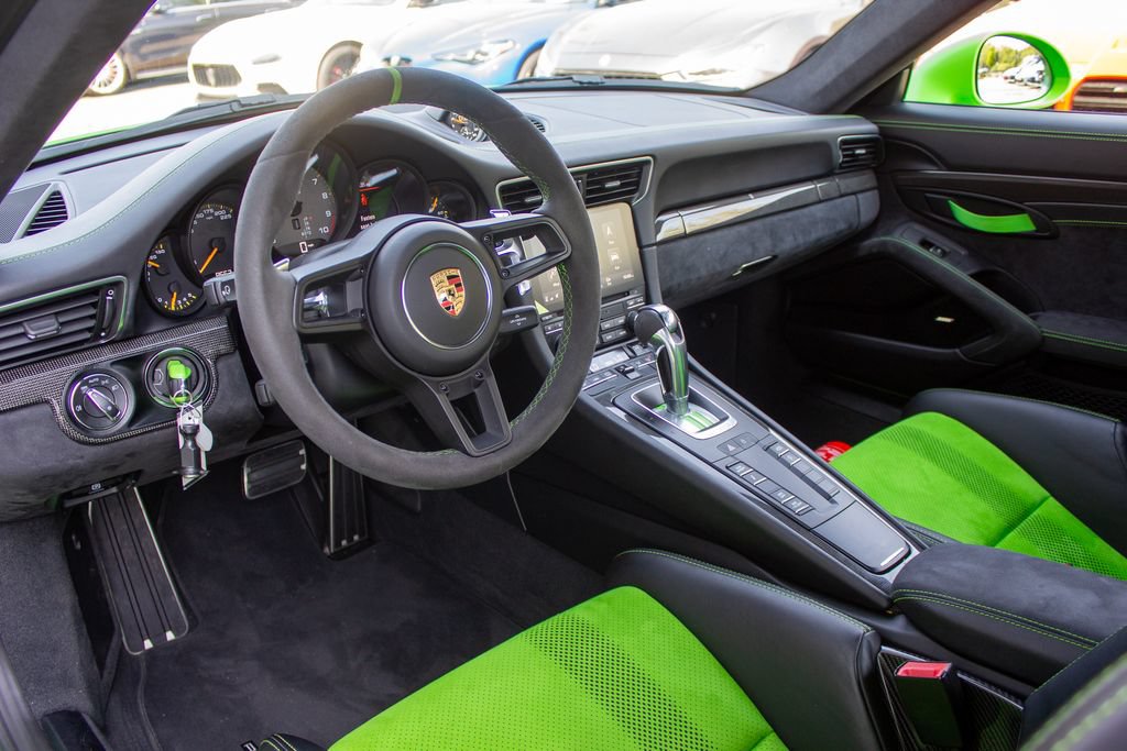 Used 2019 Porsche 911 GT3 RS RWD image 11
