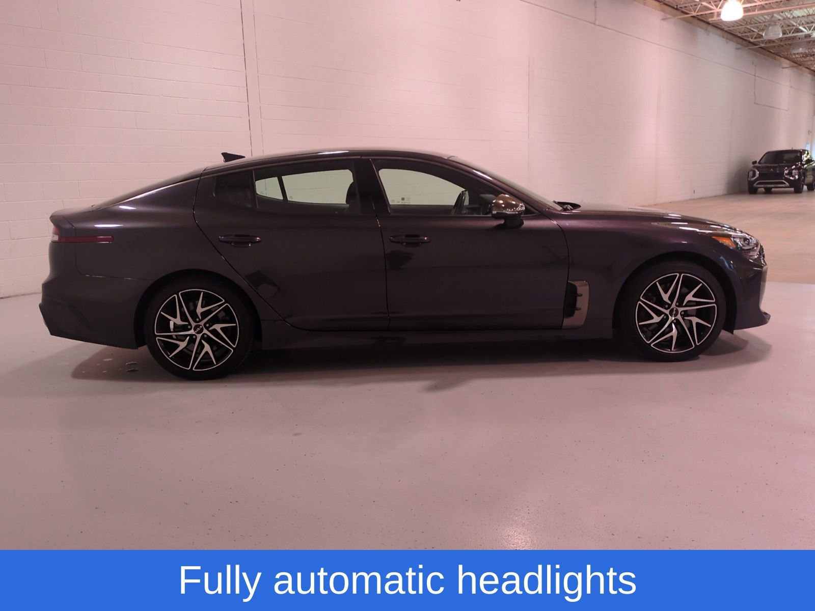 Certified 2023 Kia Stinger GT-Line AWD/4WD image 3