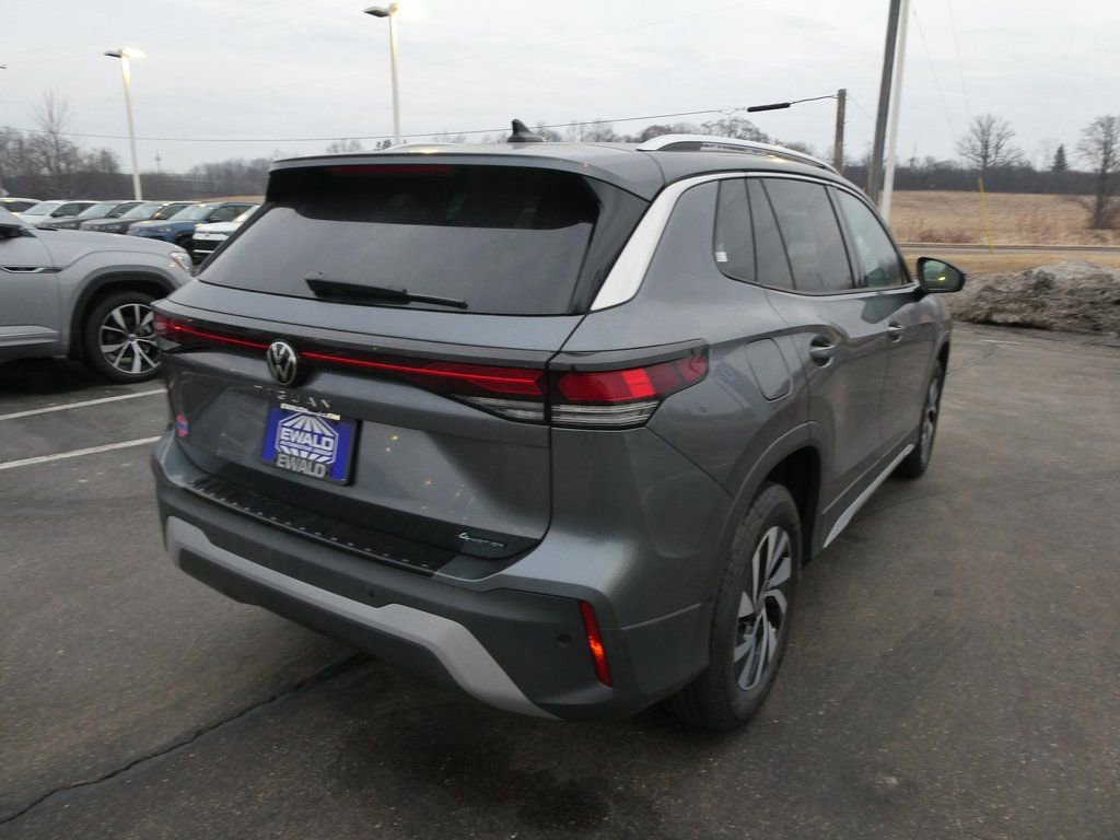 New 2026 Volkswagen Tiguan S AWD/4WD image 3