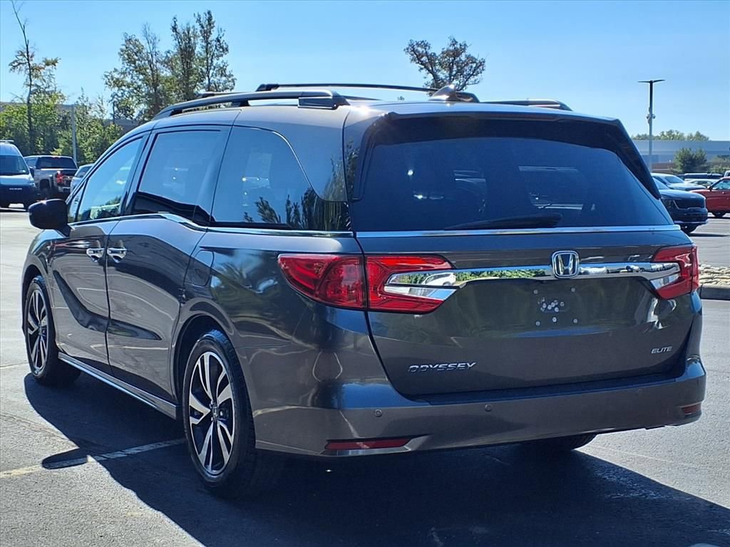 Used 2018 Honda Odyssey Elite image 4