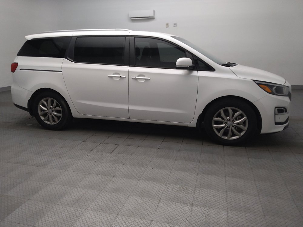Used 2019 Kia Sedona EX FWD image 11