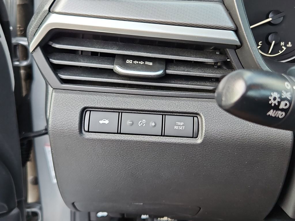 Used 2024 Nissan Altima 2.5 SR image 15