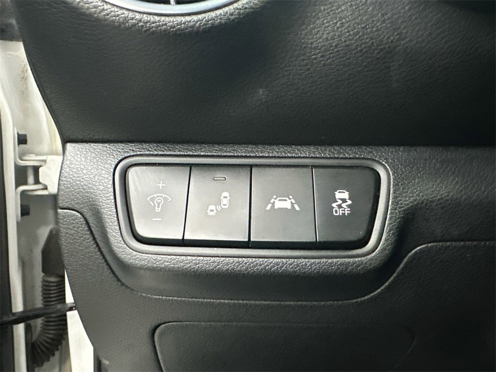 Used 2021 Kia Forte GT-Line image 31