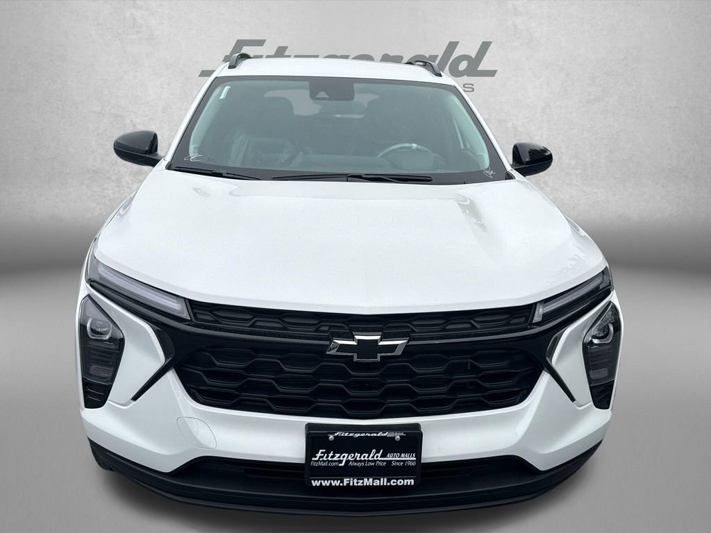 New 2026 Chevrolet Trax LT w/ Driver Confidence Package FWD image 5