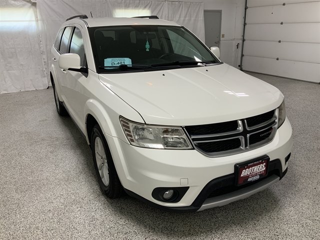Used 2014 Dodge Journey SXT w/ Flexible Seating Group AWD/4WD image 3
