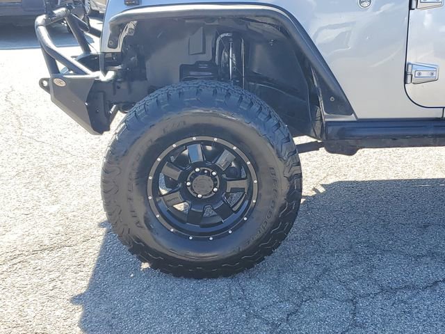 Used 2016 Jeep Wrangler Unlimited Sport image 9
