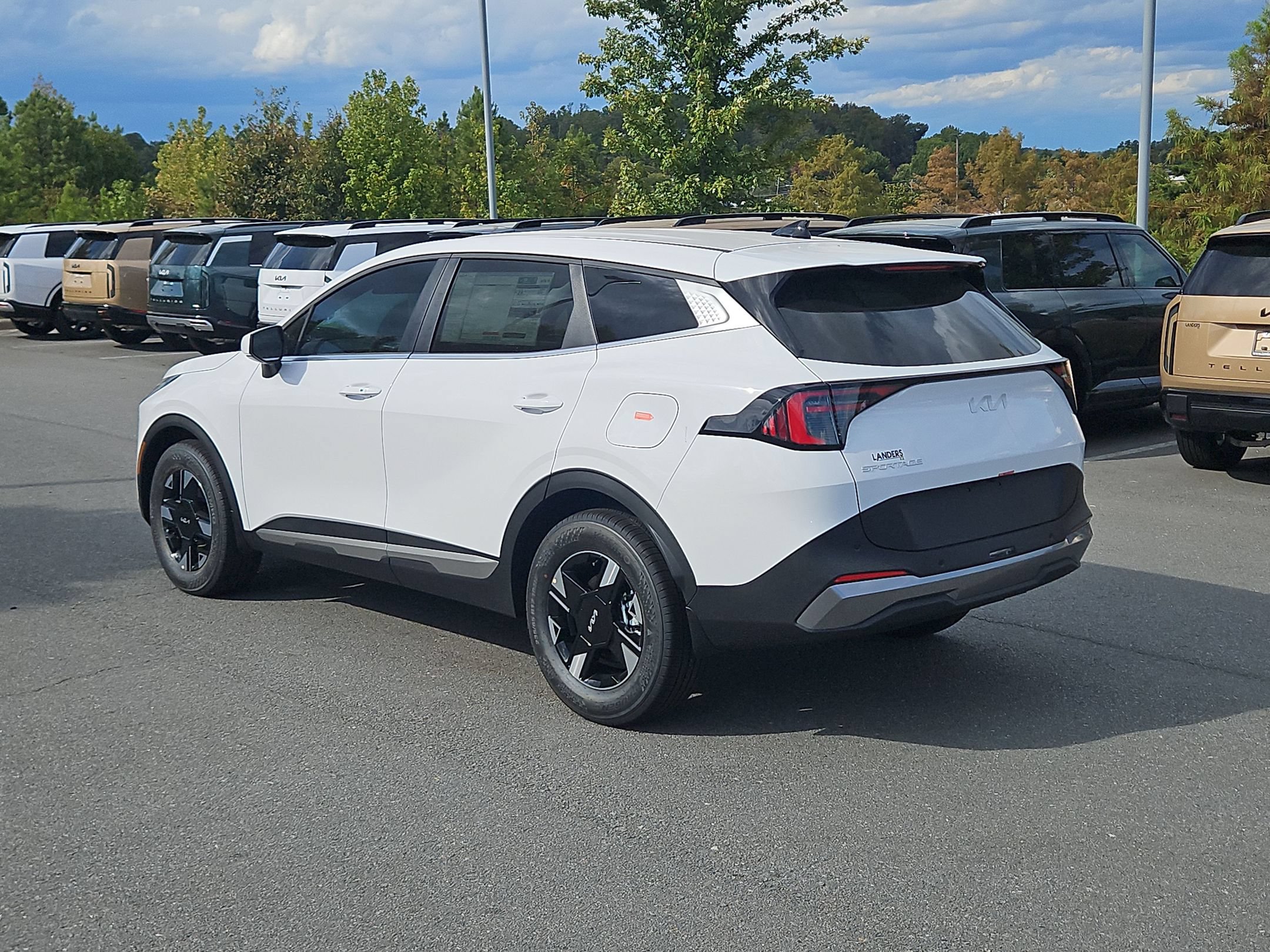 New 2026 Kia Sportage LX FWD image 5