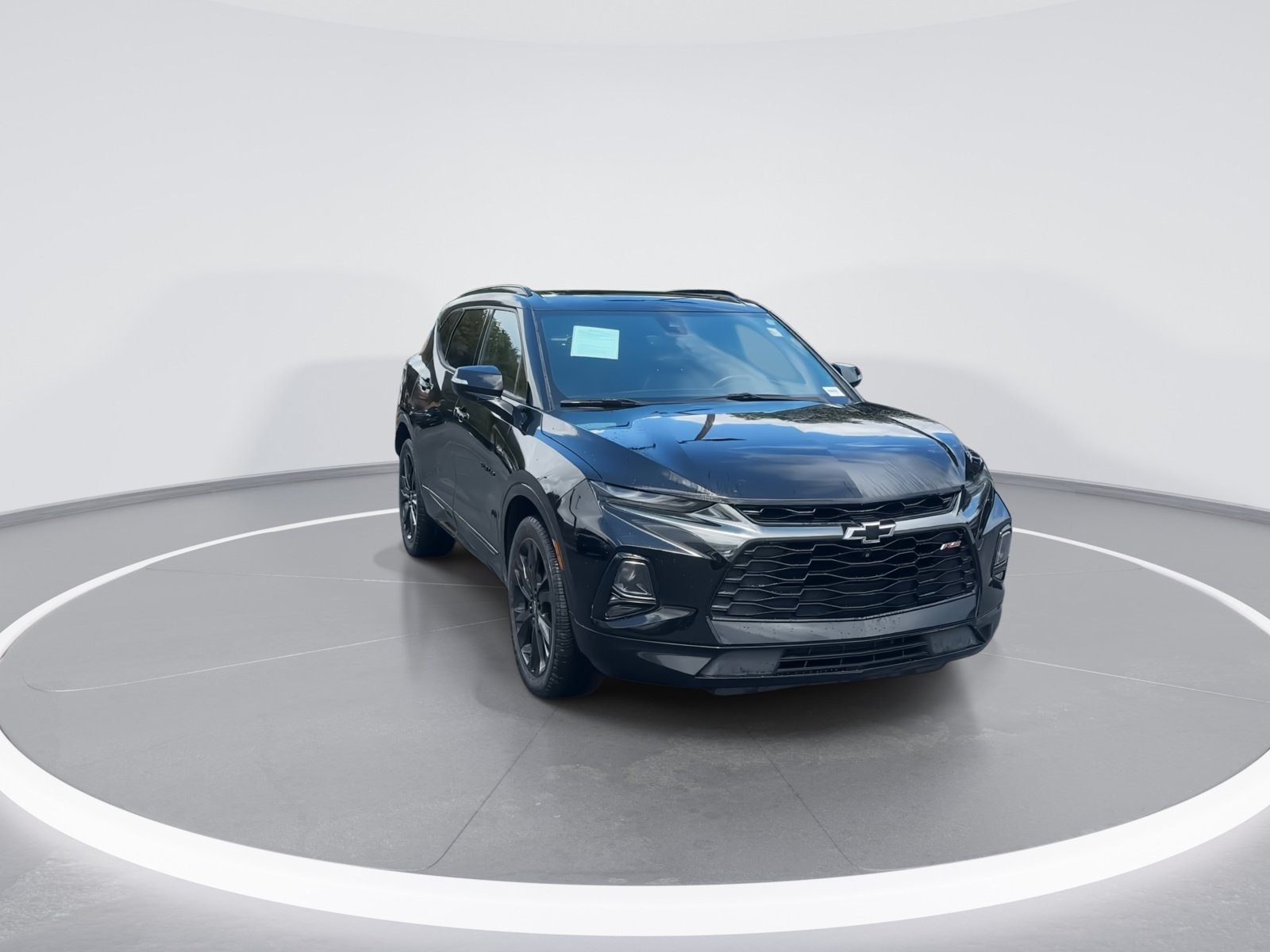Used 2019 Chevrolet Blazer RS FWD image 2