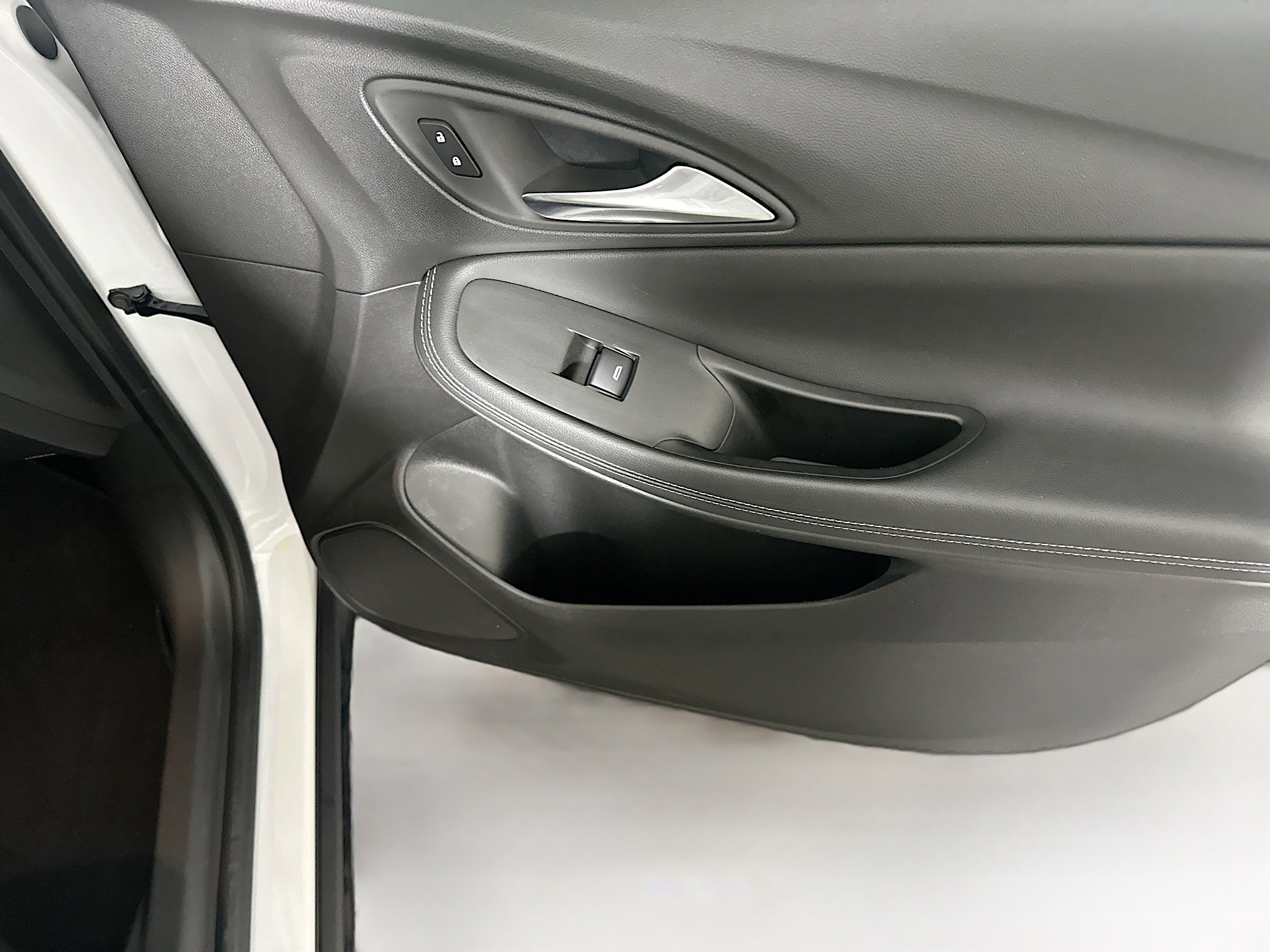 Used 2025 Buick Encore GX Preferred image 31