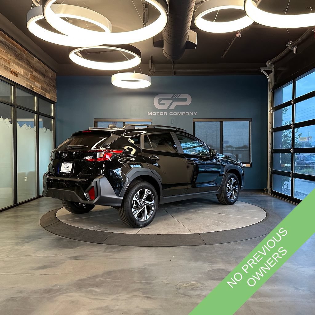 Used 2026 Subaru Crosstrek 2.5i Premium AWD/4WD image 3