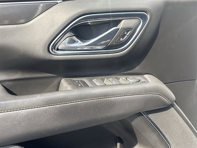 Certified 2023 GMC Yukon AT4 AWD/4WD image 23
