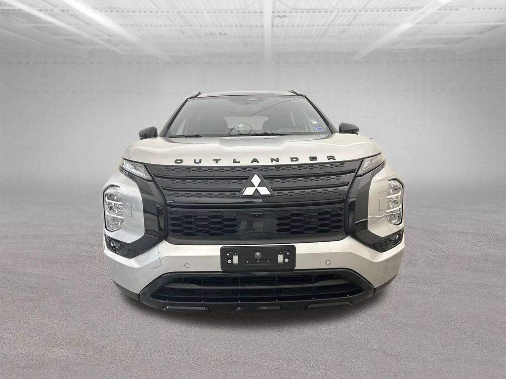 Used 2024 Mitsubishi Outlander SEL AWD/4WD image 8