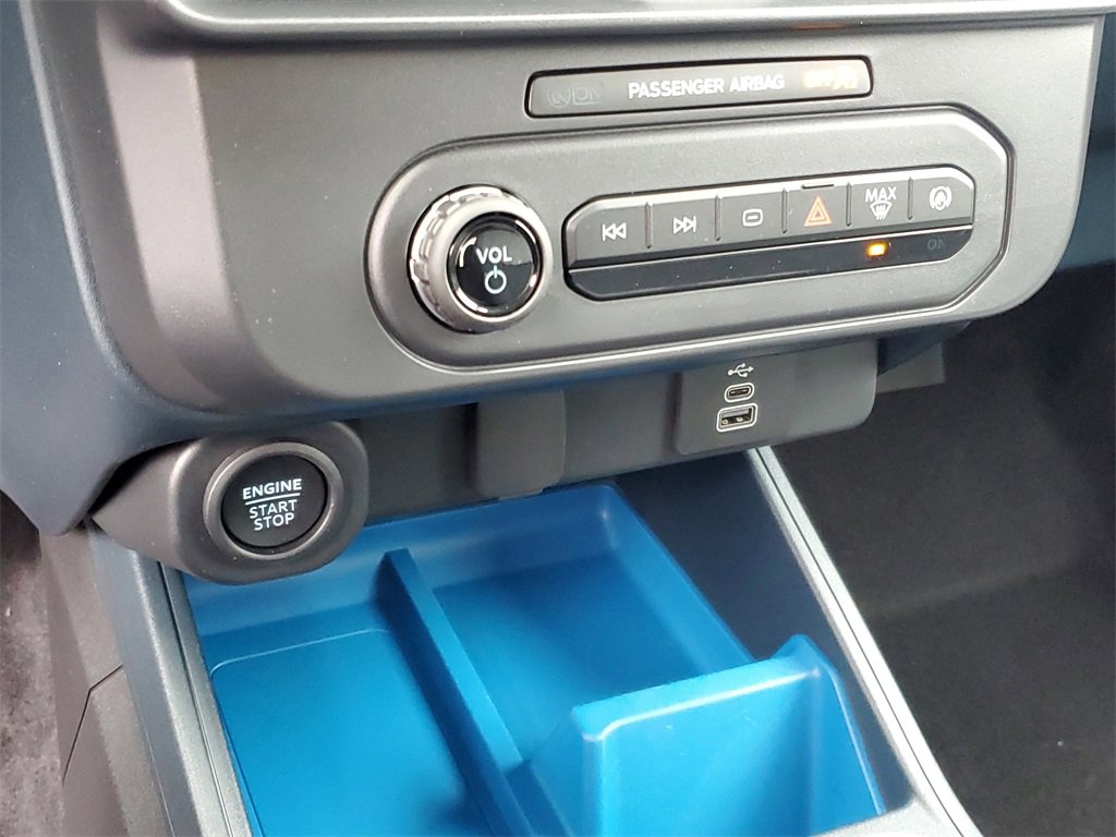 New 2025 Ford Maverick XLT w/ Equipment Group 301A image 19