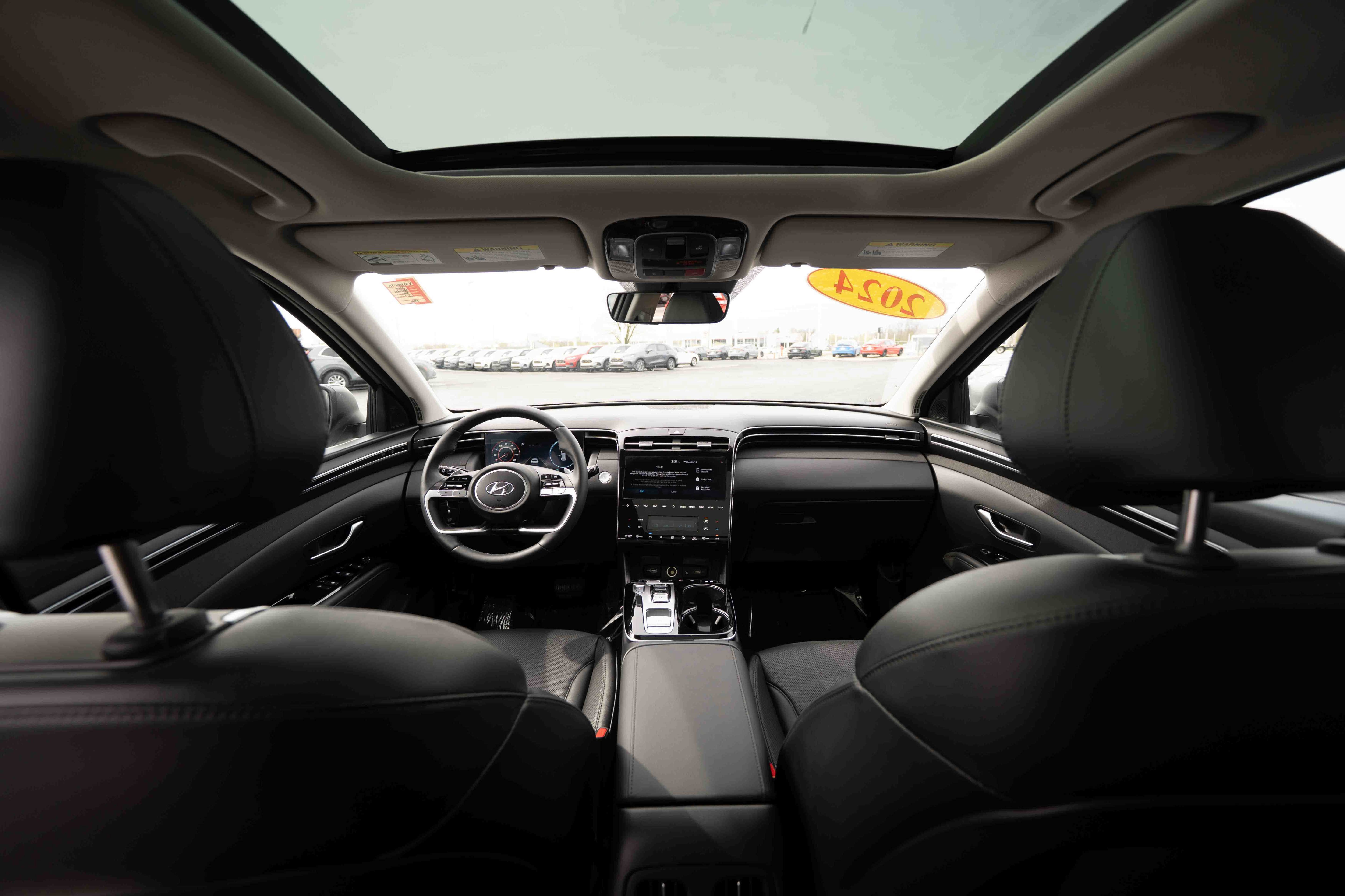 Used 2024 Hyundai Tucson Limited AWD/4WD image 19