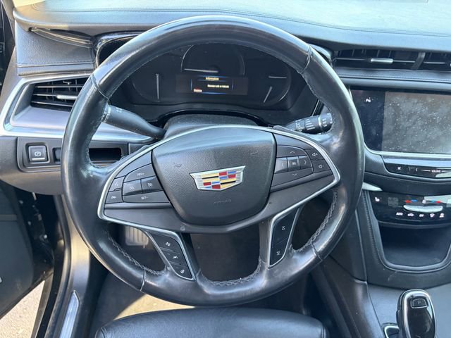 Used 2018 Cadillac XT5 Luxury w/ Driver Awareness Package image 9