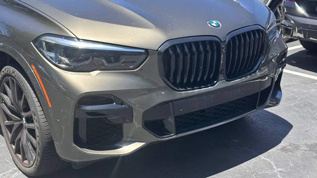 Used 2023 BMW X5 xDrive40i w/ M Sport Package AWD/4WD image 2