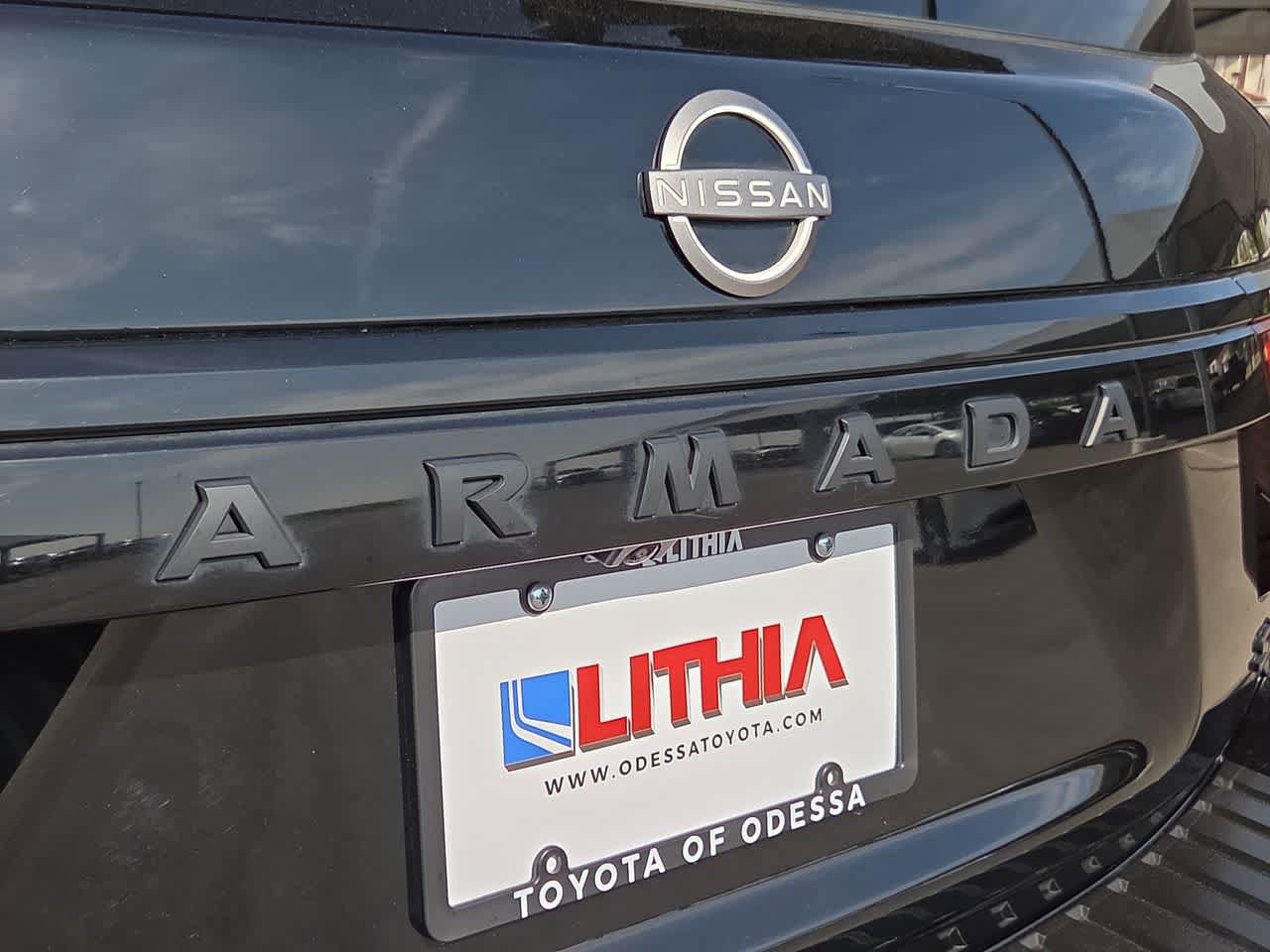 Used 2024 Nissan Armada SL w/ Midnight Edition Package AWD/4WD image 11