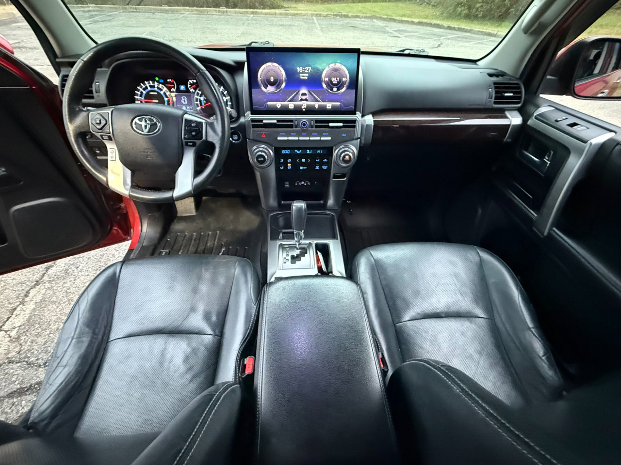 Used 2016 Toyota 4Runner Limited image 9