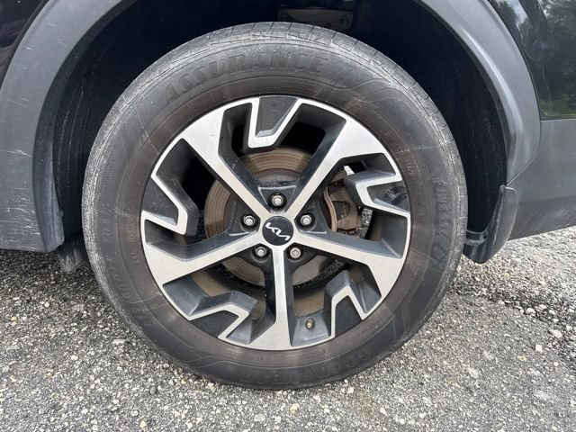 Certified 2025 Kia Sportage EX AWD/4WD image 11