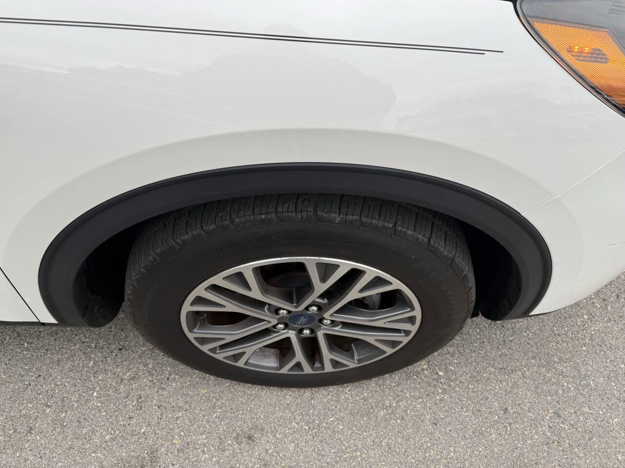 Used 2020 Ford Escape SEL image 12