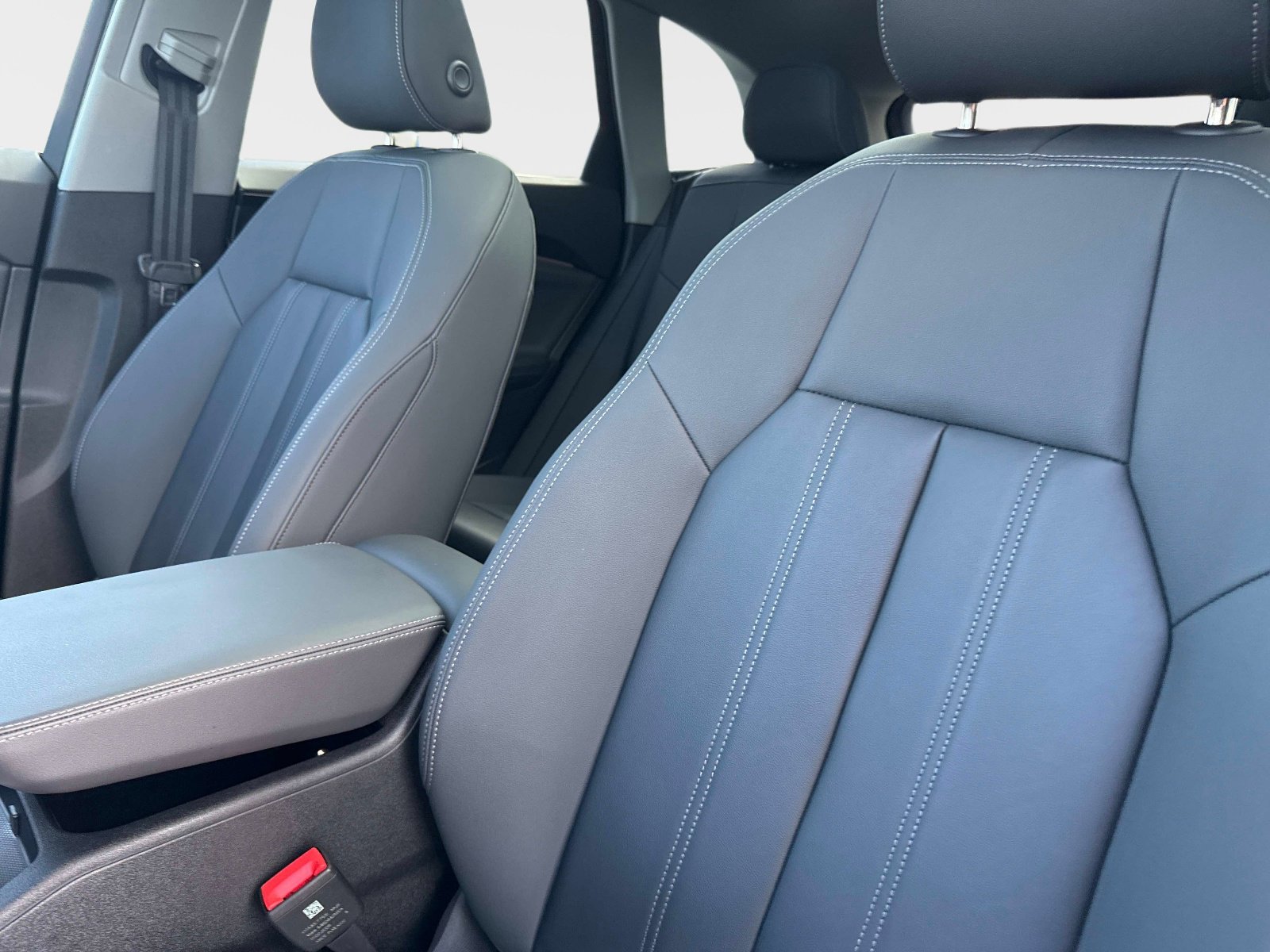 Used 2025 Audi Q5 Premium image 20